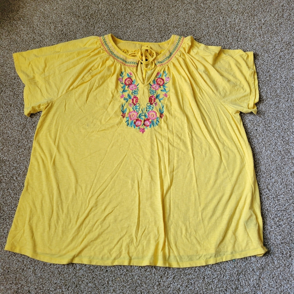 Lane Bryant Yellow Short Sleeve Embroidered Plus size Blouse